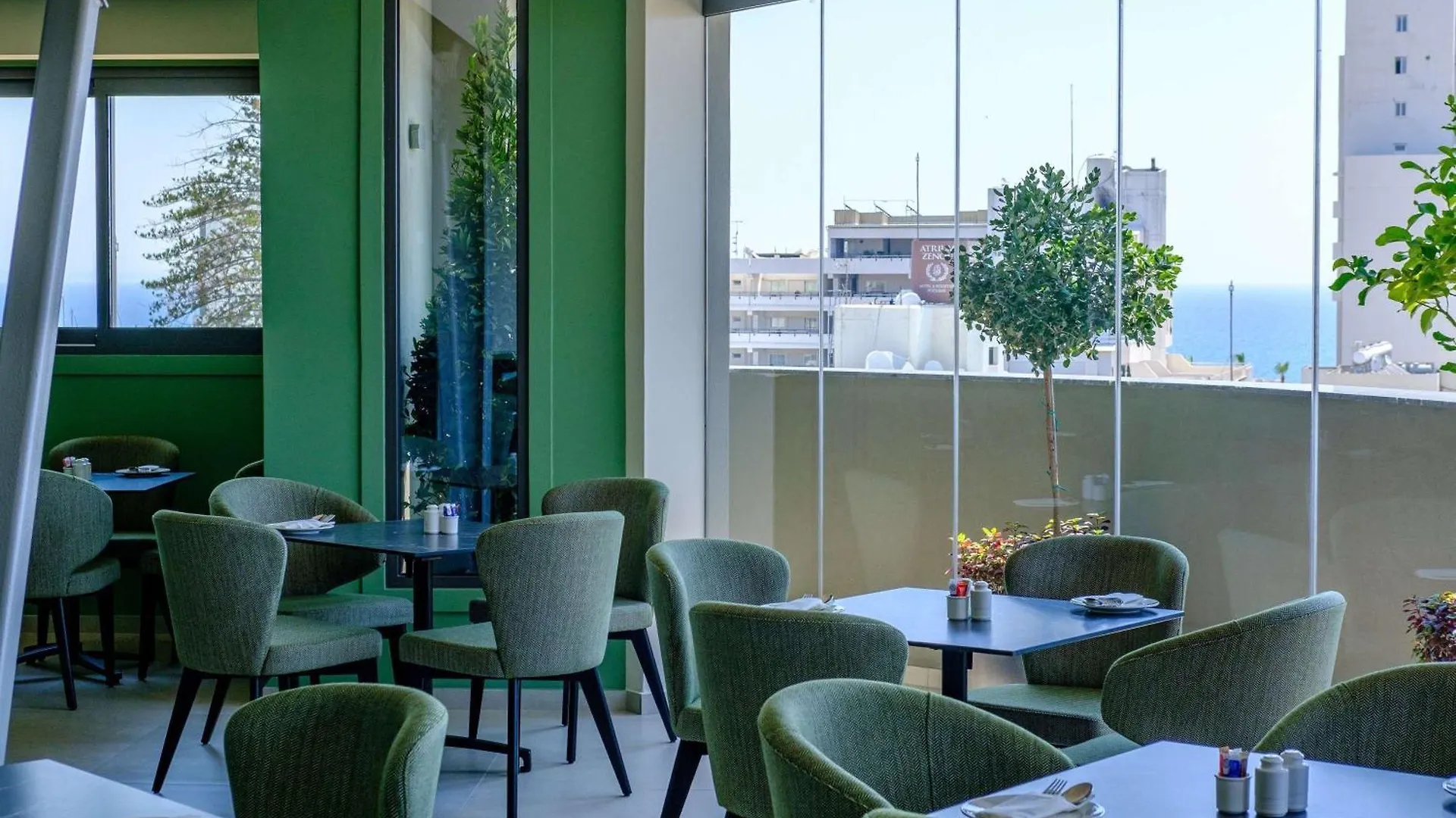 Mercure Larnaca City