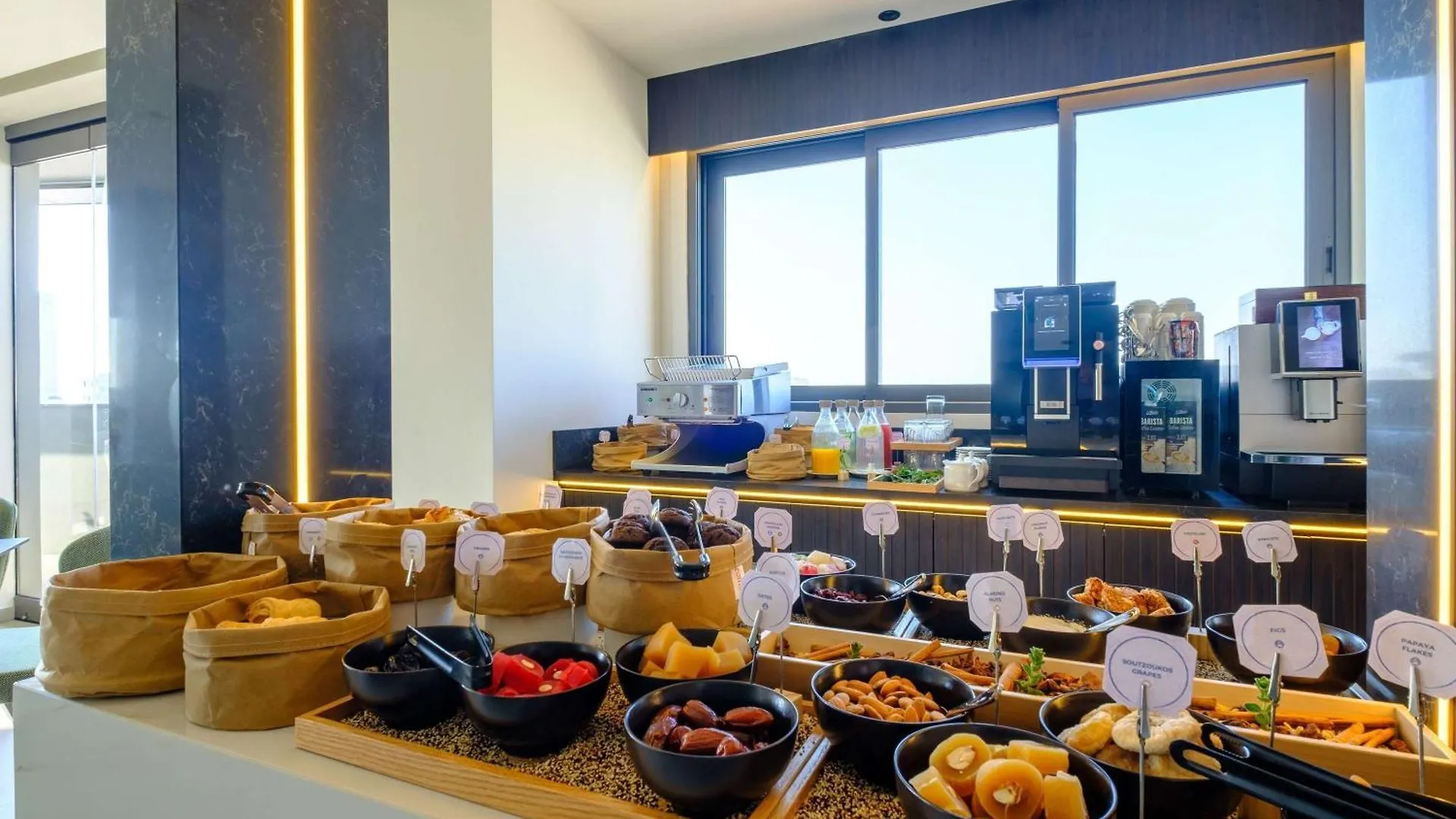 Hotel Mercure Larnaca City