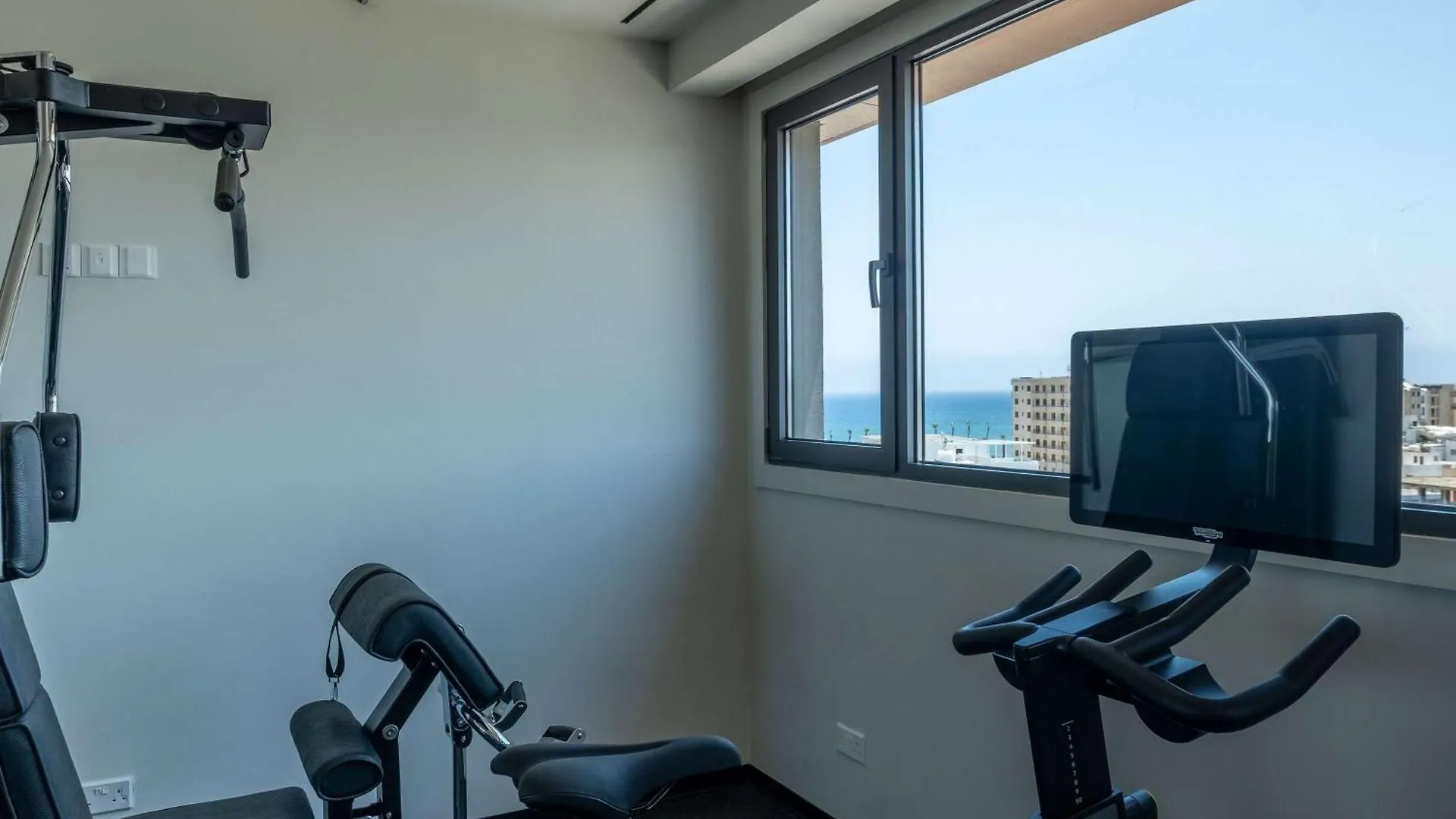 Hotel Mercure Larnaca City