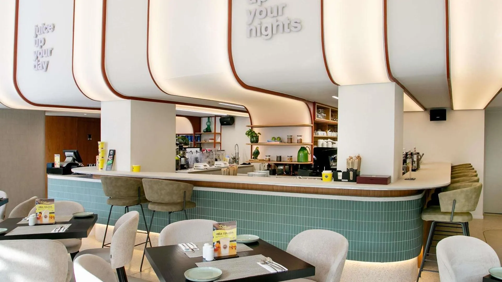 Mercure Larnaca City
